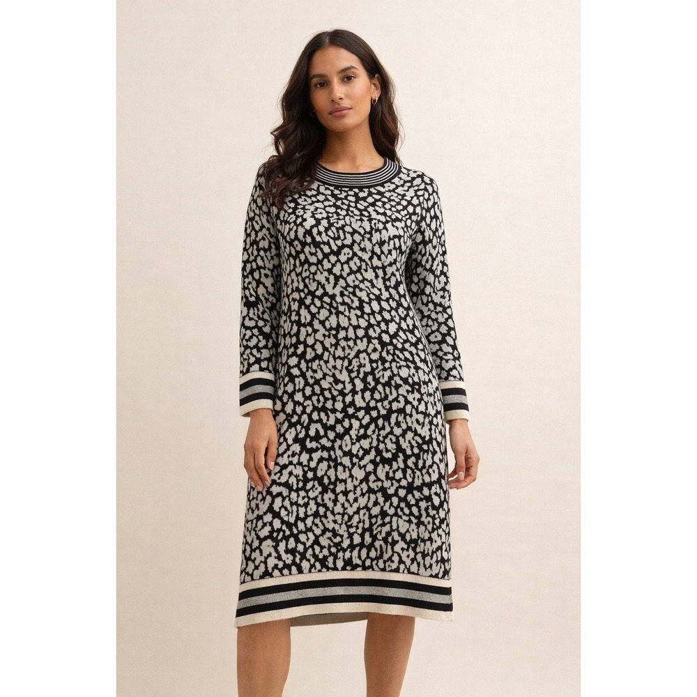 Yest Sweater Dress Women Size 4‎ Black White Animal Print Knit Long Sleeve